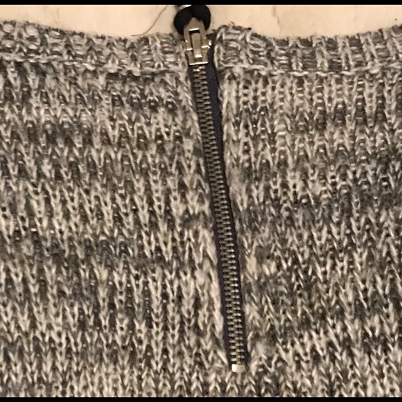 Vero Moda Grey Knit Scoop Neck Sweater Medium - Picture 6 of 8